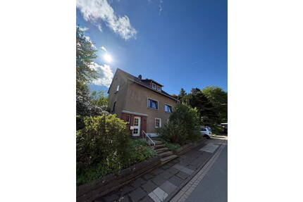 Attraktives Zweifamilienhaus mit Potenzial in zentraler Lage von Hausberge - Renovierungsbedürftig - Porta Westfalica