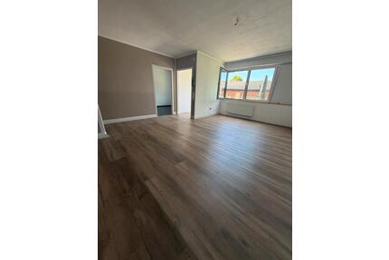 ⸻ Top! Moderner Terrassenbungalow (>110m²) + TG-Stellplatz - Oerlinghausen