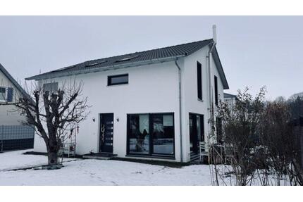 Lichtdurchflutetes Einfamilienhaus (Bj. 2018) – Provisionsfrei! - Dillingen an der Donau
