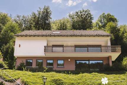 Haus zum Kaufen in Waldaschaff 549.000,00 € 295 m²