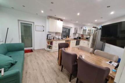 Helles WG- zimmer in modernem Haus neben FH in Burgsteinfurt.
