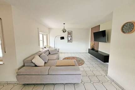 Wohnung zum Mieten in Neuenstein 600,00 € 93 m²