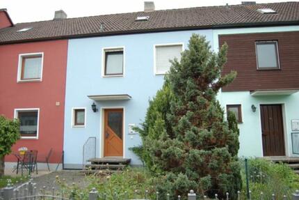 Ruhig gelegenes Reihenhaus nähe Schulzentrum in Herzogenaurach
