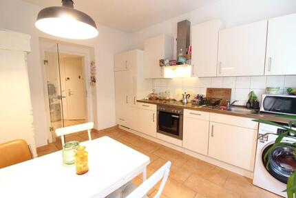 Möblierte 2-Zimmerwohnung + Balkon, Köln-Sülz, Untermiete 13 Mon.