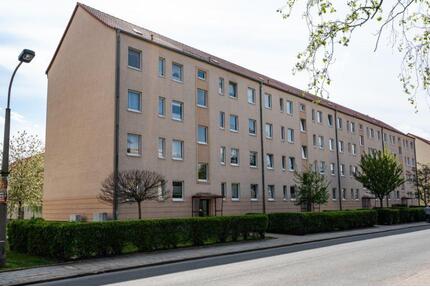 perfekte Azubi-Wohnung - 285,00&nbsp;EUR Kaltmiete, ca.&nbsp; 51,79&nbsp;m&sup2; in Aschersleben (PLZ: 06449)