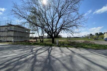 Grundstück zu verkaufen in Ottendorf-Okrilla 148.966,88 € 618 m²