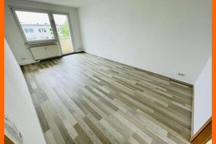 Sonnige 4 Raum Whg. mit Balkon in Gera-Langenberg!