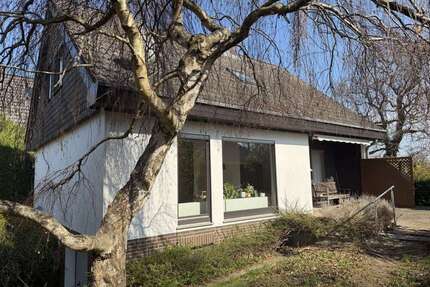 Haus zum Kaufen in Basedow 269.000,00 € 122 m²