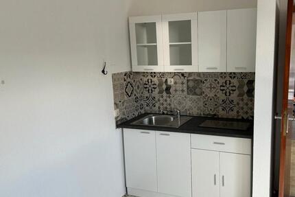 Frisch renovierte Souterain Wohnung in Groß Scheen - Friedland