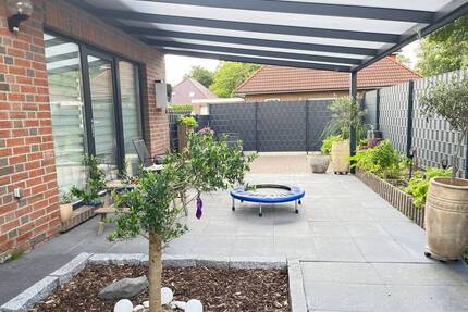 Neuwertige Haushälfte mit Einbauküche in ruhiger Wohnlage! - Norden Bargebur