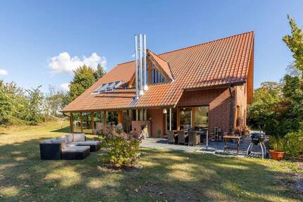 Wohnen wie im eigenen Park: Traumhaus mit Wintergarten, Weitblick und Privatsphäre - Barnstedt / Kolkhagen