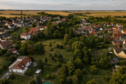 Haus zum Kaufen in Weißenfels 165.000,00 € 200 m²