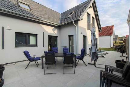 Großzügiges, neues Einfamilienhaus mit hochwertiger Ausstattung in schöner Wohnlage von Ehingen - Ehingen (Donau) Dächingen