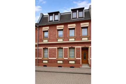 Haus zum Kaufen in Güsten 120.000,00 € 175 m²