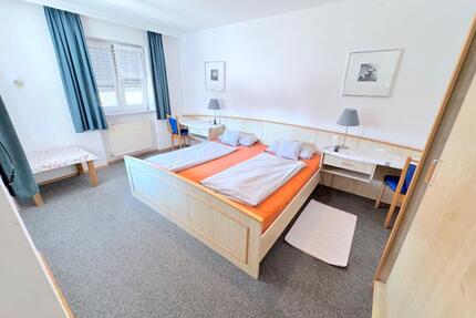 EinzelDoppelzimmer - eigenes Bad in Apartmenthaus zu vermieten! - Landau an der Isar