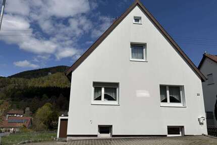 Haus zum Kaufen in Albstadt 160.000,00 € 80 m²
