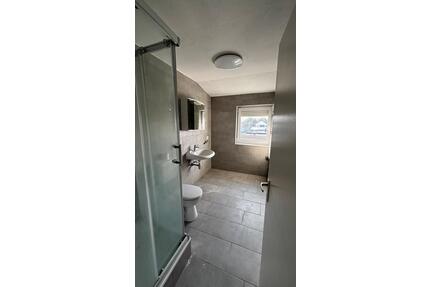 Moderne 1-Zimmer Wohnung mit Tageslichtbad und separater Küche - Babenhausen