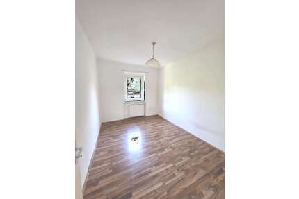 Wohnung zum Mieten in Ludwigshafen 600,00 € 38 m²