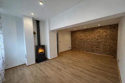 Frisch renovierte EG Wohnung Außenbereich eigenem Eingang in RE - Recklinghausen Grullbad