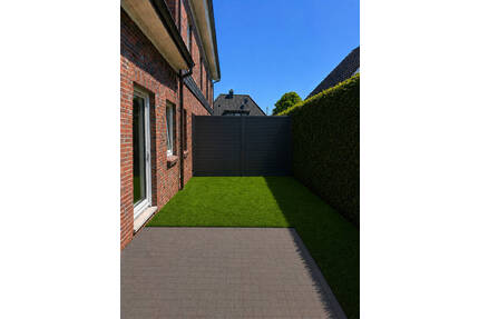 Moderne 3-Zimmer-EG-Wohnung mit 20m² XXL-Terrasse, Fußbodenheizung & Carport Kernsaniert - Rastede Rastede I
