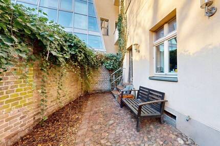 Charmante Altbau-Wohnung mit Dielen, Terrasse und effizienter Raumaufteilung - Potsdam Nördliche Innenstadt