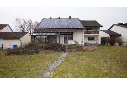 Haus zum Mieten in Parkstetten 1.000,00 € 192.32 m²