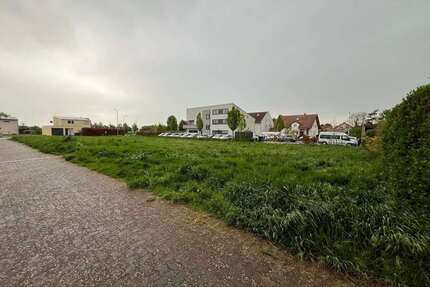Grundstück zu verkaufen in Hochdorf-Assenheim 317.000,00 € 481 m²