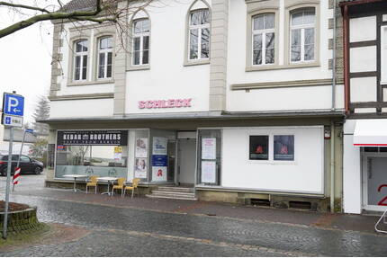 Gepflegtes Wohn- und Geschäftshaus mit 4 Wohneinheiten und 2 Gewerbeeinheiten - Rüthen