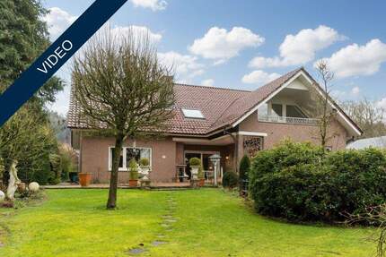 Großzügiges Einfamilienhaus mit stilvollem Interieur - Eigentumsgrundstück - Bad Iburg