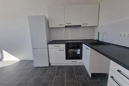 Wohnen mit Aussicht! Ihre neue Wohlfühloase mit Balkon und Einbauküche - Magdeburg Alt Olvenstedt