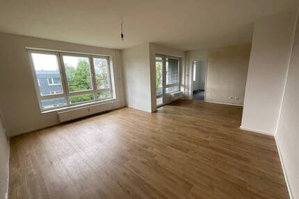 Nachmieter nach Renovierung gesucht ! - Remscheid Süd