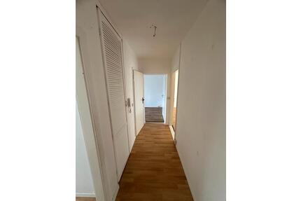 Wir bieten diverse 3 Zi- Wohnungen in Osterhausen - Südharz