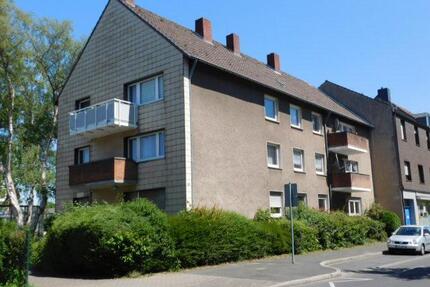 Sehr schöne 3-Zimmerwohnung zentral gelegen mit Balkon und Vinylboden... - Krefeld Gellep-Stratum