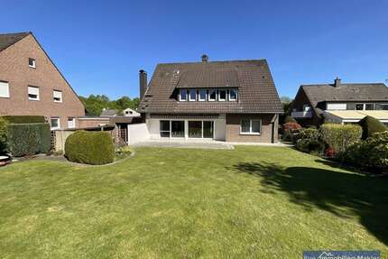 Haus zum Kaufen in Waltrop 415.000,00 € 215 m²