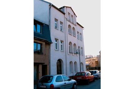 3-Raum-Dachgeschosswohnung, Warmmiete 707 € - Werdau