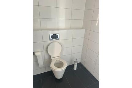 Schöne, zwei Zimmerwohnung mit Küche und Bad - Bielefeld Senne