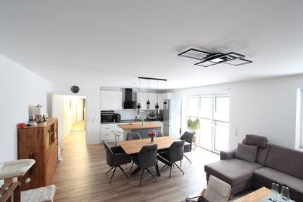 Exklusive 4 Zimmerwohnung im Neubau, eigner Garten und Wallbox - Ganderkesee
