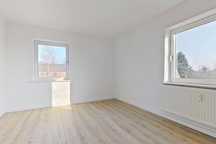 Vielseitig nutzbar: 3-Zimmer-Wohnung mit Einbauküche und Tageslichtbad - Rendsburg