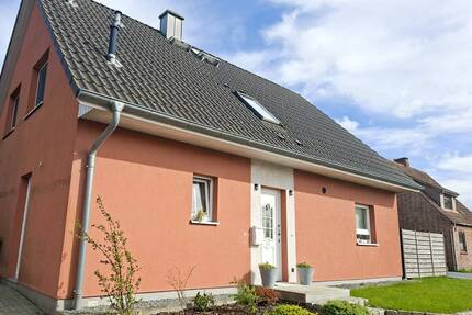Haus sucht glückliche Familie - 298.000,00&nbsp;EUR Kaufpreis, ca.&nbsp; 136,00&nbsp;m&sup2;&nbsp;Wohnfl&auml;che in Süderbrarup (PLZ: 24392)