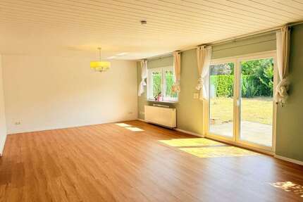Haus zum Mieten in Ebsdorfergrund 1.200,00 € 120 m²