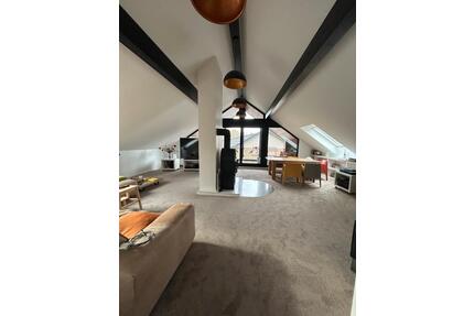 Stilvolle Maisonettewohnung mit separatem Homeoffice-Bereich - Siegburg