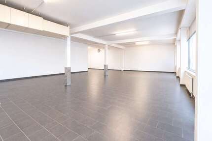 Einzelhandel in Lamstedt 1.815,00 € 220 m²