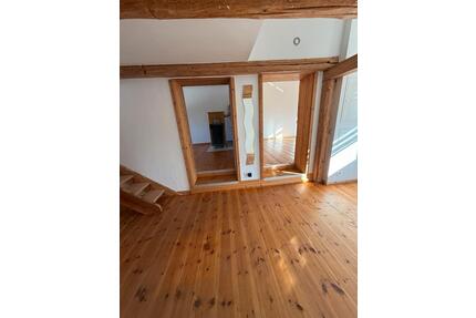 Schöne helle große 100qm Wohnung zu vermieten. - Barleben