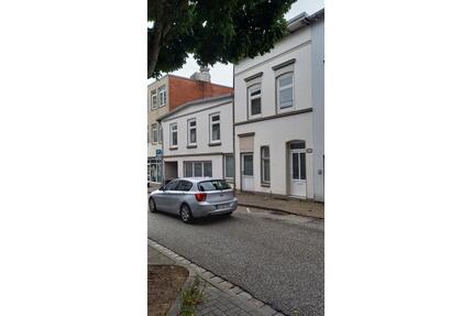 Helle 2 Zimmer Wohnung - Balkon - Innenstadt - Itzehoe