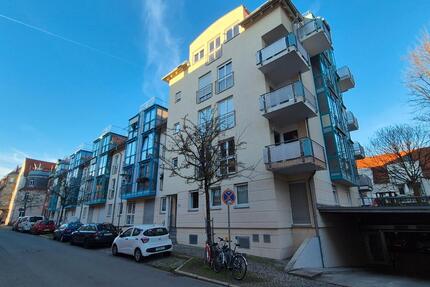 2-Zimmerwohnung mit Südbalkon und TG-Platz, unweit der Universitä - Jena