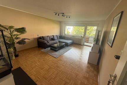 Schöne 2-Zimmer-Wohnung mit großem Balkon-Berenbostel-Zentrum - Garbsen