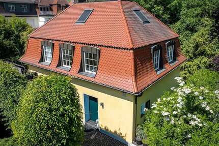 Haus zum Kaufen in Bonn 1.390.000,00 € 260 m²