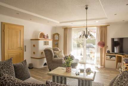 Haus zum Kaufen in Wallersdorf 430.000,00 € 165 m²