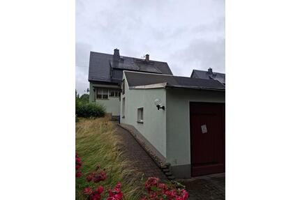 Haus, Doppelhaushälfte - 60.000,00&nbsp;EUR Kaufpreis, ca.&nbsp; 80,00&nbsp;m&sup2; in Rodewisch (PLZ: 08228)