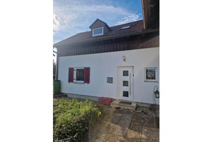 Maisonette-Wohnung ab 01.02.27 zu vermieten - Germaringen